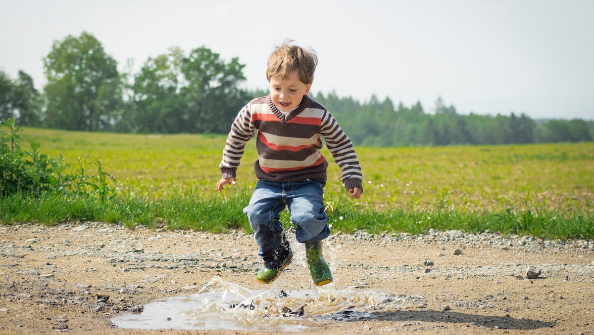 Calder Mullis Family Solicitors providing advice on Child Arrangements.