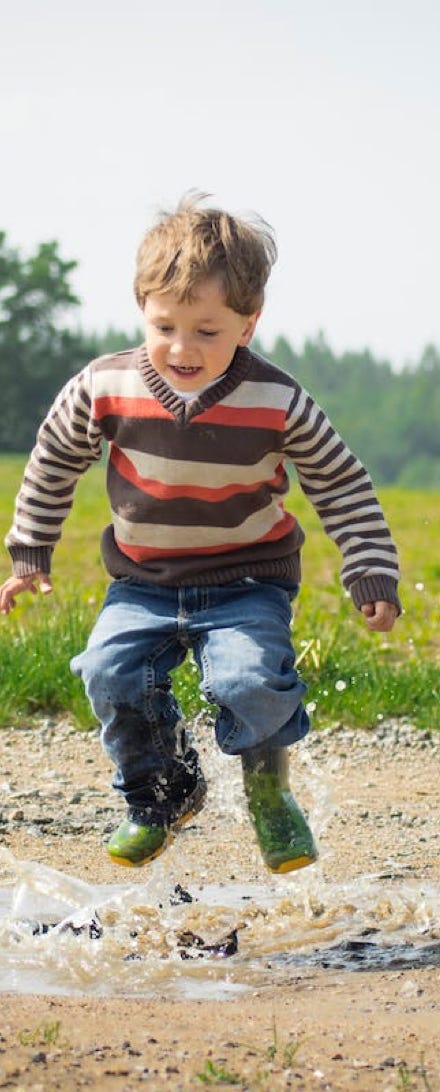 Calder Mullis Family Solicitors providing advice on Child Arrangements.